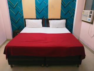 The Singh Hotel - 1
