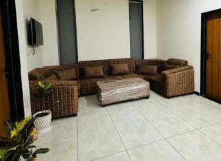 Amberi Vista Villa by Awsmberg Stays - 2
