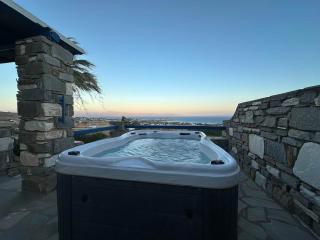 Villa Drionisi in Tzanes, Paros · 6 Guests - 9