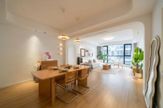 Merit永业 family suite exclusive apt in SH downtown - 0