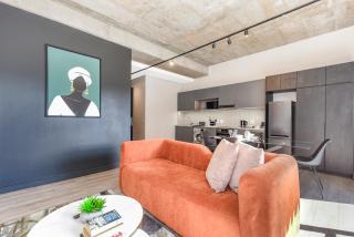 The Lineal 011 - Elegant Sandton Retreat Modern 1BR - 2