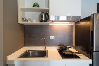 Modern 1BR Condo Tower One 205 - Pool & Gym - Chalong Pier - 3