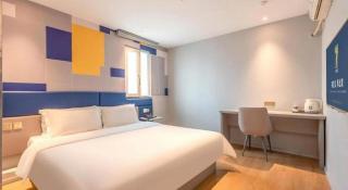 7 Days Inn Guangzhou Xinshi Baixin Plaza - 3