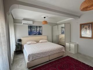 Renovated comfy apartment with unique sea view - 8