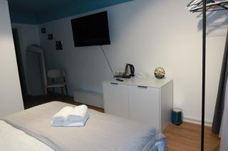 Juna's Hotel - 2