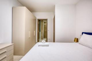 Beautiful 3 Bedroom Apartment in Sliema with WIFI - 2