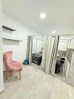 New Cozy Hostel Долина Роз - 3