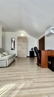 The Garden Villa - Kiew - 5