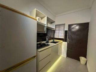Milano's 2 Bedroom Luxury - 5