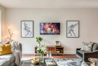 Downtown Luxury - 10 Beds & Free Parking - 6