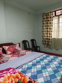 GREEN HILLS - 1