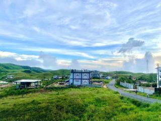 GREEN HILLS - 8