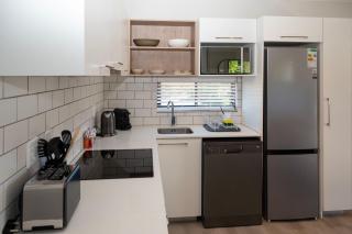 208 Seahorse - Premium 2 Bedroom Apartment with AC - 4