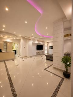 Kingdom View Residence entire floor with 3BR in Al-Sulaymaniyah - 8