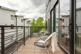 Downtown Luxury - 10 Beds & Free Parking - 8