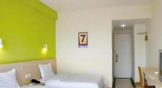 7 Days Inn Taiyuan Railway Station - 3
