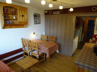 Résidence Belles Challes - Beau studio pour 4 personnes ambiance chalet, skis aux pieds, proche des commerces, dans le village du Charvet à Arc 1800 MAE-1793 - 1