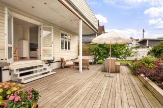Two Bedroom Apartment with Two Bathrooms and Private Terrace and Garden - 7