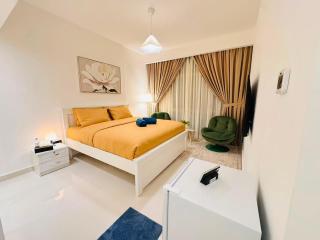 THE LUXURY EDITION by STAY HOUSE - 0