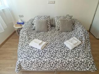 Petite Maison cosy avec terrasse - Parc Astérix 10 min - CDG 15 min - 6