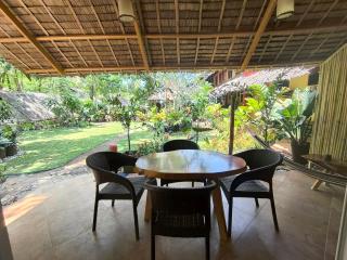 Sulu Sunset Beach Resort - 8