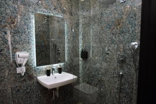 Ahrid Hotel - 1