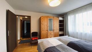 Quiet and sunny 2-room apartment with balcony - 2