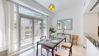 Vacationer Holiday Homes I 1 Bed Downtown I Walk to Dubai Mall & Burj Khalifa - Dubai - 1