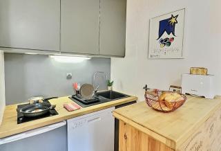 Résidence Divaria - Studio cabine 4 personnes à Tignes au pied des pistes et proche des commerces dans le quartier du Lac. Situé en rez de jardin d' MAE-2114 - 3