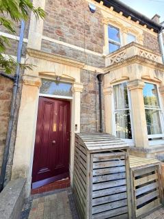 Charming Victorian house with Garden - 8