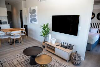 305 Seahorse - Premium 2 Bedroom Apartment with AC - 3