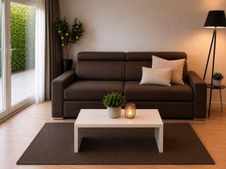 Private Design Apartment w Garden & Parking - 8