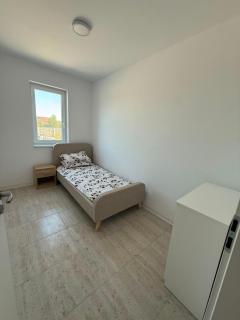 Apartament 3 camere parcare și curte privata parter - 7