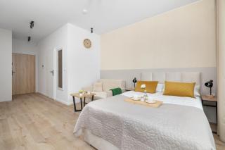 Cosy Apartments in the Centre of Katowice with Parking by Noclegi Renters - 2