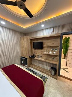 Hotel Lotus, Kanpur - 6