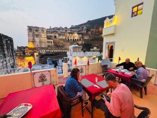 The Palace View Homestay & Restaurant - 6