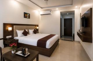 Hotel Smart The Star Inn Near-Delhi Airport & Free Airport pickup & Drop - 7