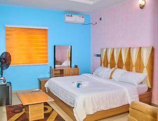 SJ DELUXE HOTEL and SUITES - 8