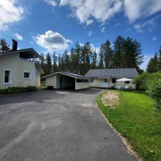 Piharakennus omassa käytössä - 2