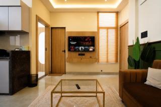 The Green Nook - Cozy 1BHK with Terrace & Free Parking - 2