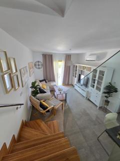Lazuli Yellow Beach House Nr 5 - 7