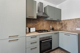 Qawra Bugibba 2 BR 1 Bath Apartment Close to the Sea - 4