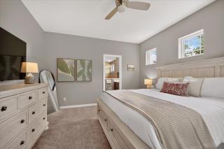 3BR Home Fireplace & Trail Access Pet Friendly - 8
