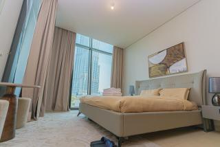 Varen Downtown Dubai Apartment near Dubai Mall Metro - 6