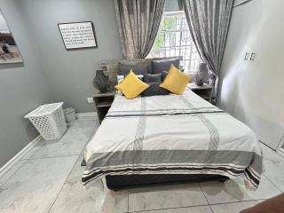 Tranquil 1-Bedroom House Rental in Randburg, South Africa - 3
