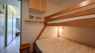 Résidence Sagittaire - Studio entièrement rénové avec cabine · Centre station · Balcon MAE-7390 - 1