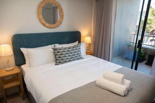 112 Seahorse - 2 Bedroom Premium Unit with Onsite Parking - 8