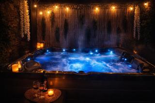 La Villa Lova - Suite romantique avec jacuzzi privatif - 0