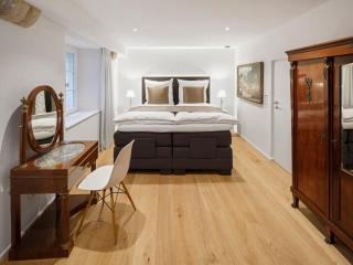 Apartment Suite - 7