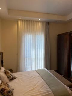 شقه غرفتين بالعلمين الجديده الساحل الشمالي مارينا TWO BED ROOM IN Latin New Alamein - 4
